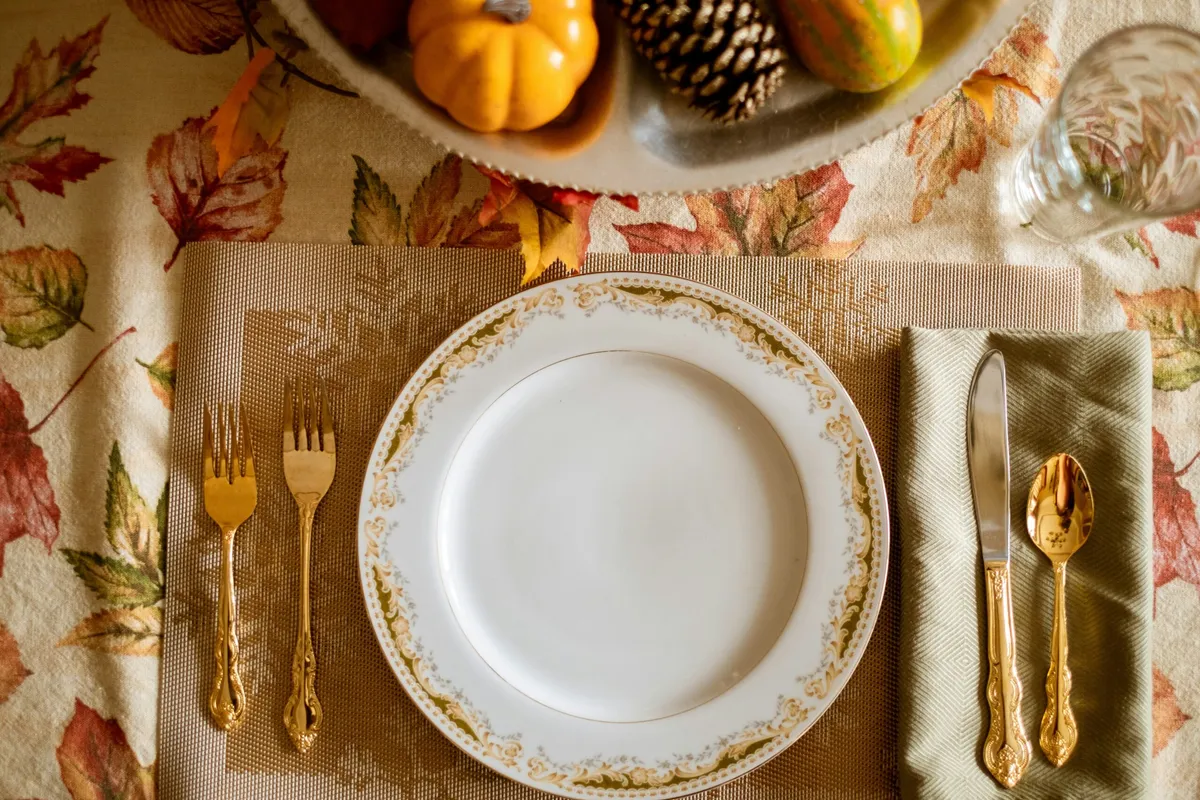 Thanksgiving place setting